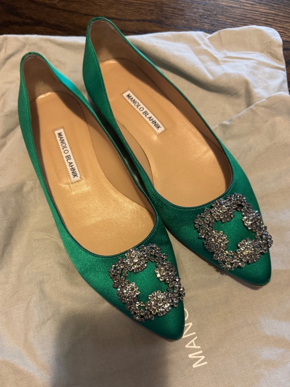 Manolo Blahnik Hangisi Flat